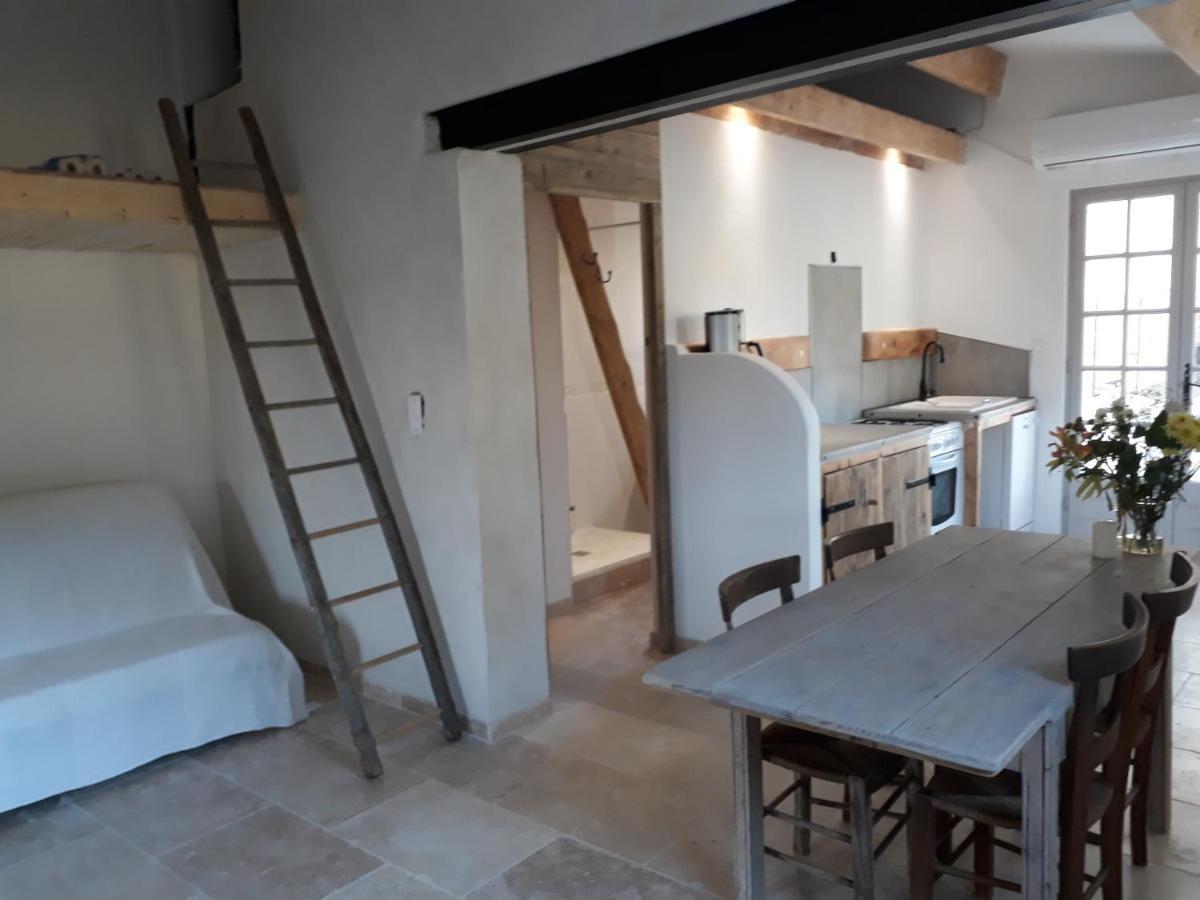 La Petite Maison Dans Les Vignes Holiday home *